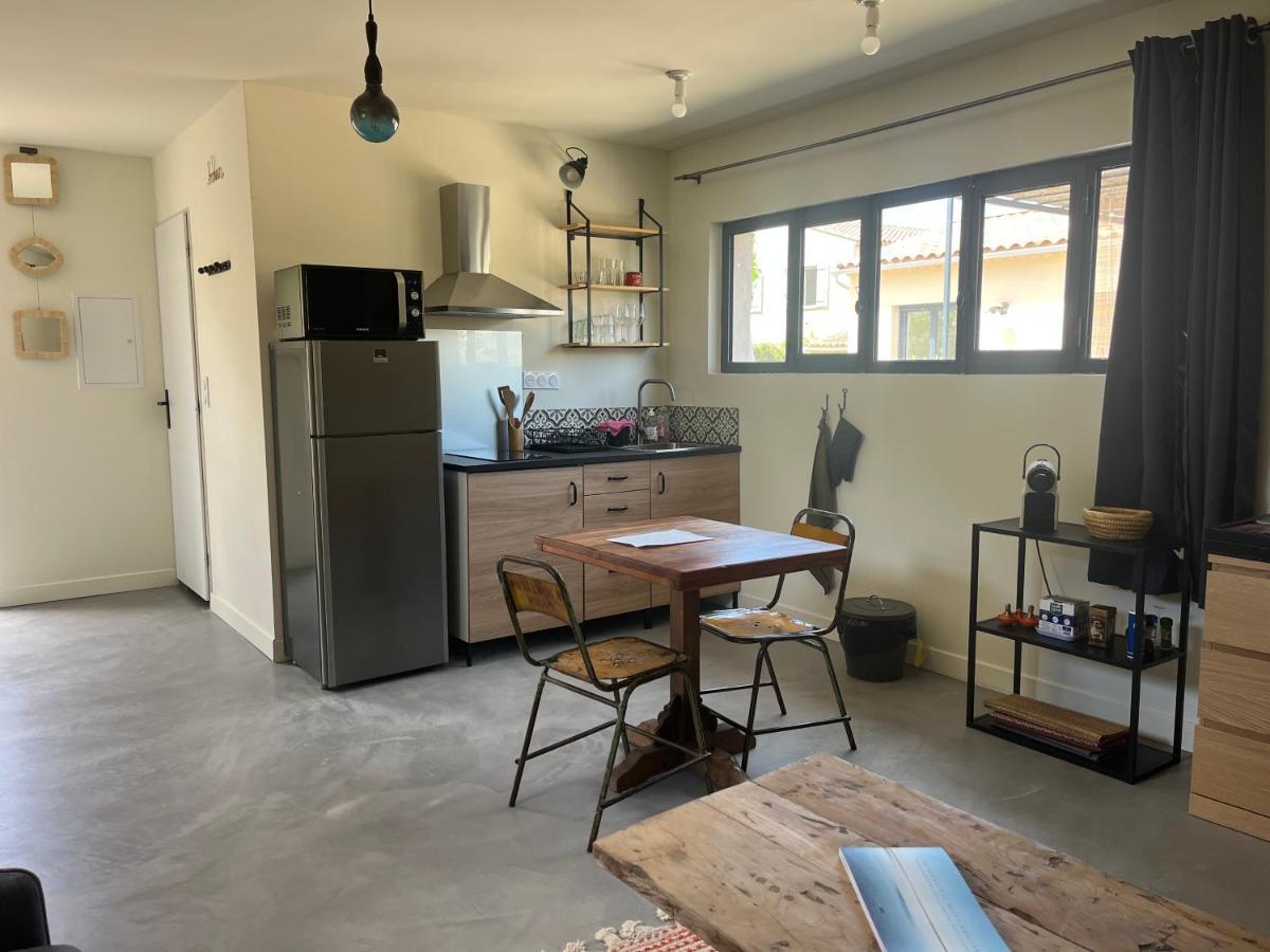 Apartmán Studio Dans Les Alpilles Fontvieille Exteriér fotografie