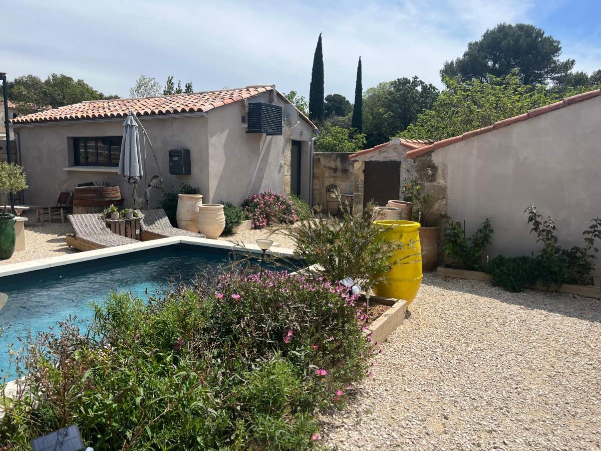 Apartmán Studio Dans Les Alpilles Fontvieille Exteriér fotografie